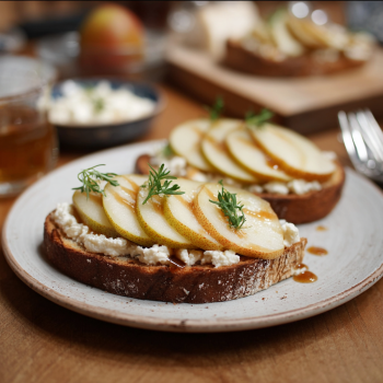 pear-cottage-cheese-toast-featured-image
